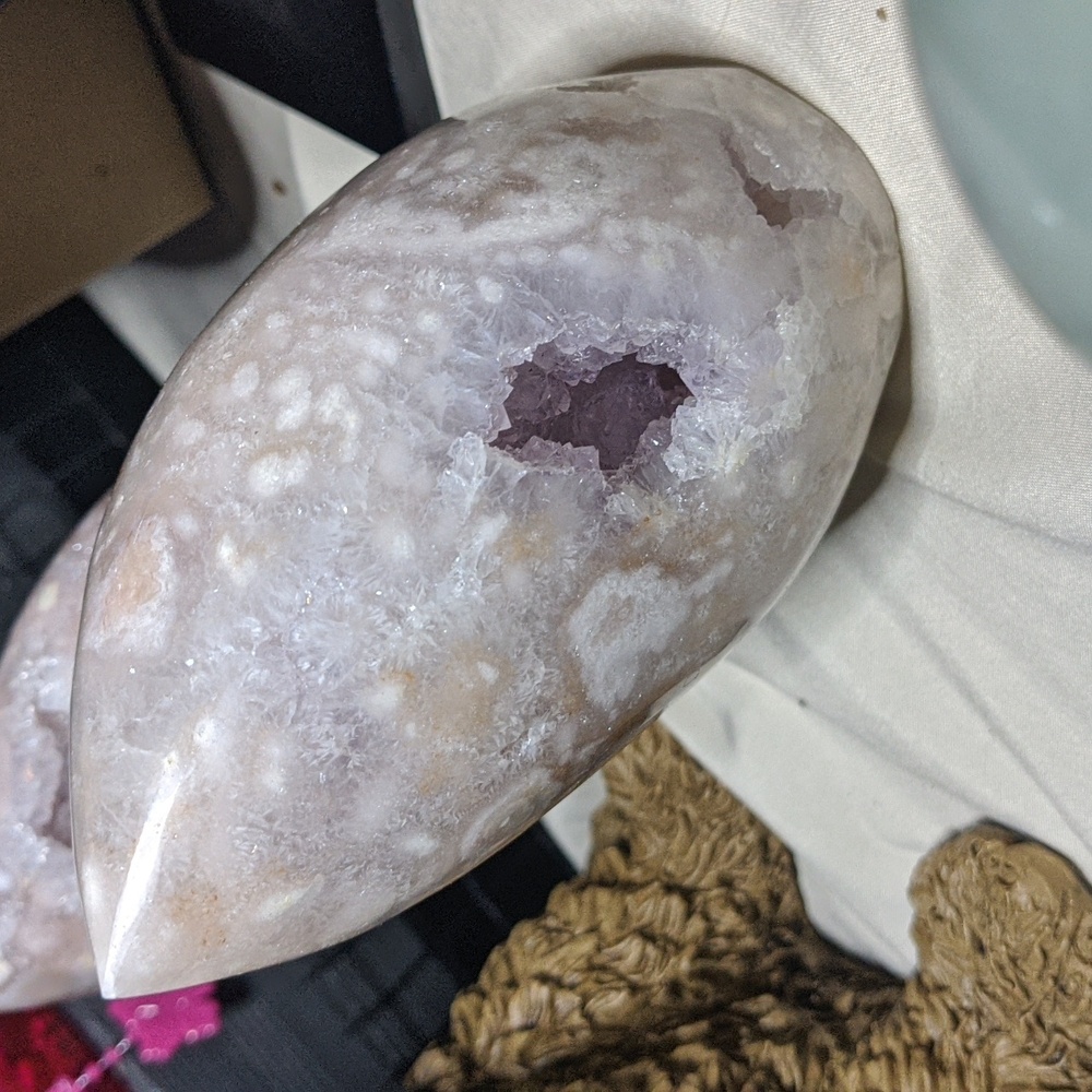 Pink Flower Amethyst smaller horn free form and druzy - Picture 2 of 3